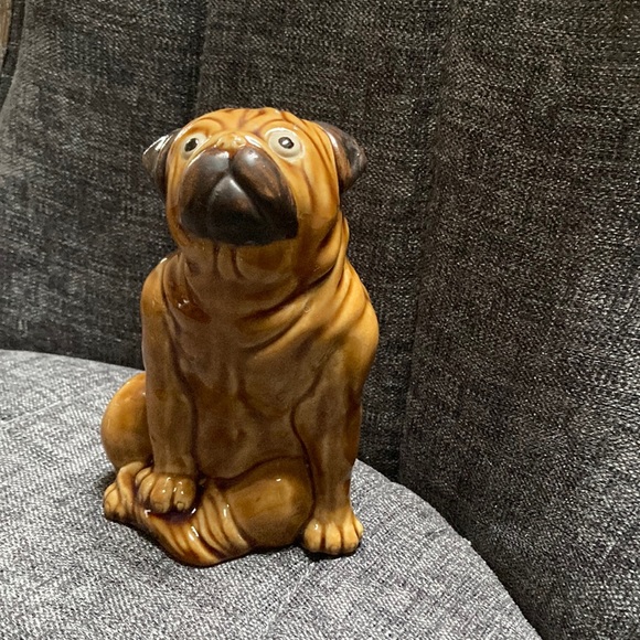 Pug Statue - Picture 1 of 4